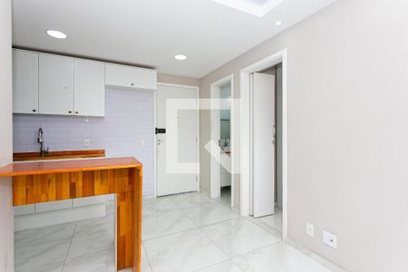 Sala de apartamento para alugar com 2 quartos, 34m² em Chácara Califórnia, São Paulo