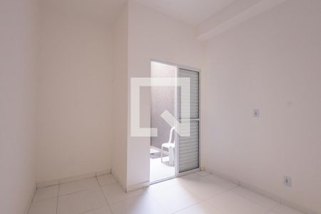 Quarto 2 de apartamento para alugar com 2 quartos, 40m² em Vila Esperança, São Paulo