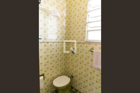 Lavabo de casa para alugar com 4 quartos, 144m² em Vila Valqueire, Rio de Janeiro