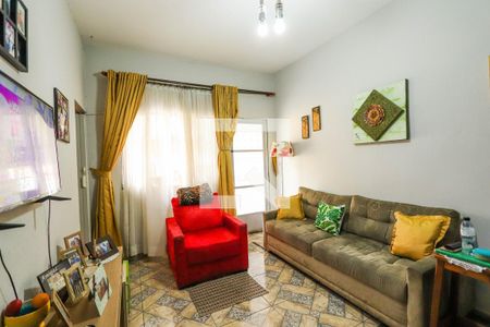 Casa 1 - Sala de casa à venda com 5 quartos, 142m² em Vila Romero, São Paulo