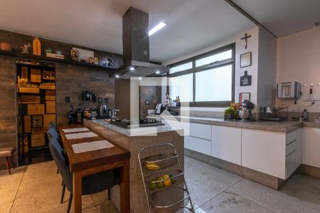 Cozinha de apartamento à venda com 3 quartos, 178m² em Belvedere, Belo Horizonte