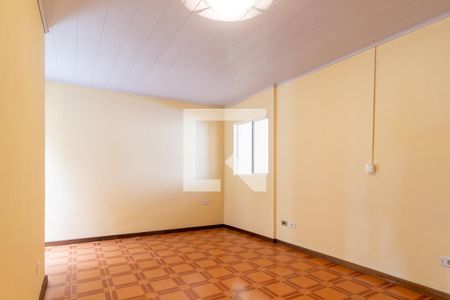 Quarto 1 de casa para alugar com 3 quartos, 170m² em Xaxim, Curitiba