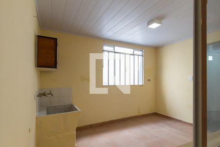 Vista do Quarto 1 de casa para alugar com 3 quartos, 170m² em Xaxim, Curitiba