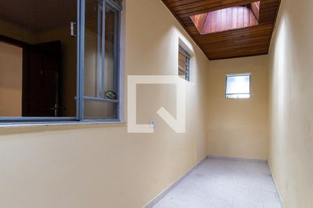 Closet de casa para alugar com 3 quartos, 170m² em Xaxim, Curitiba