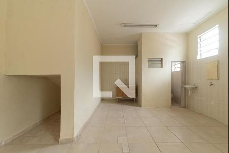 Kitnet de casa para alugar com 1 quarto, 40m² em Vila Brasílio Machado, São Paulo