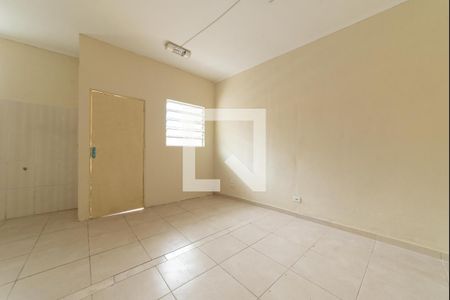 Kitnet de casa para alugar com 1 quarto, 40m² em Vila Brasílio Machado, São Paulo