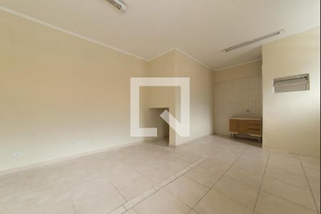 Kitnet de casa para alugar com 1 quarto, 40m² em Vila Brasílio Machado, São Paulo