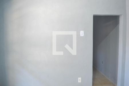 Sala de casa para alugar com 1 quarto, 36m² em Califórnia, Nova Iguaçu