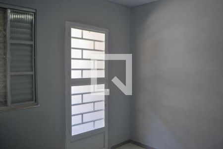 Sala de casa para alugar com 1 quarto, 36m² em Califórnia, Nova Iguaçu