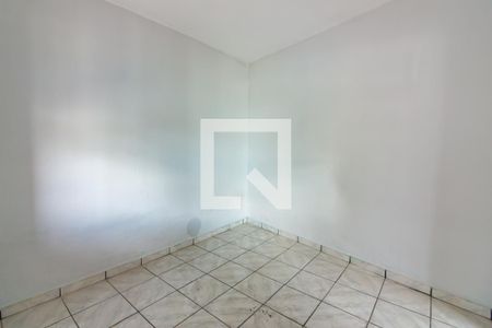 Quarto  de apartamento para alugar com 1 quarto, 20m² em Ayrosa, Osasco