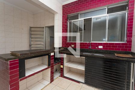 Cozinha  de casa à venda com 3 quartos, 200m² em Jardim Miriam, São Paulo