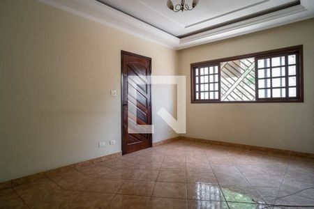 Sala de casa à venda com 3 quartos, 350m² em Vila Dalila, São Paulo