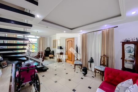 Sala de casa à venda com 3 quartos, 250m² em Água Rasa, São Paulo