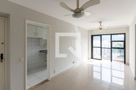 Sala de apartamento à venda com 3 quartos, 76m² em Praça da Bandeira, Rio de Janeiro