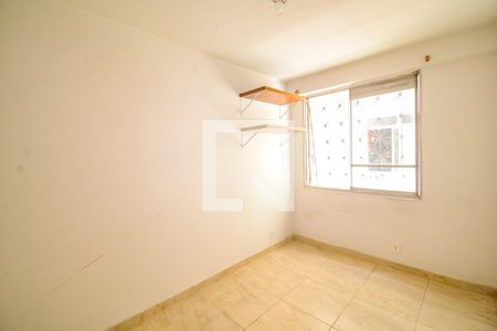 Quarto 1 de apartamento para alugar com 2 quartos, 27m² em Irajá, Rio de Janeiro