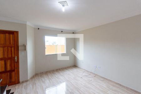 Sala de casa de condomínio para alugar com 2 quartos, 63m² em Vila Paranagua, São Paulo