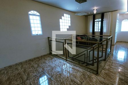 Sala 2 de casa à venda com 3 quartos, 250m² em Regina (barreiro), Contagem