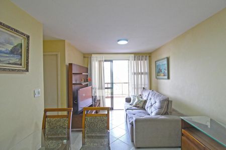 Sala de apartamento para alugar com 2 quartos, 72m² em Jacarepaguá, Rio de Janeiro