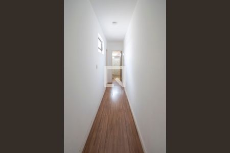Corredor de apartamento para alugar com 1 quarto, 106m² em Partenon, Porto Alegre