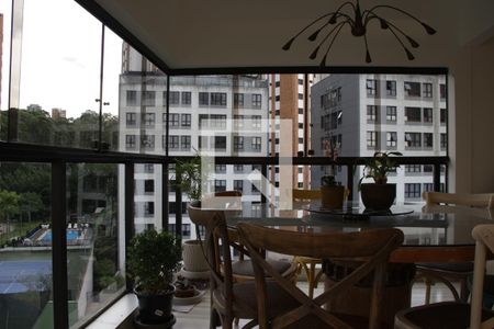 Sala 1 de apartamento para alugar com 4 quartos, 150m² em Vila Suzana, São Paulo