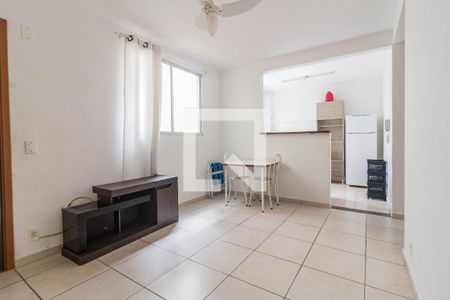 Sala  de apartamento para alugar com 2 quartos, 45m² em Areias, São José