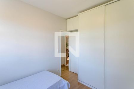 Quarto 1 de apartamento para alugar com 2 quartos, 70m² em Monte Carmelo, Belo Horizonte