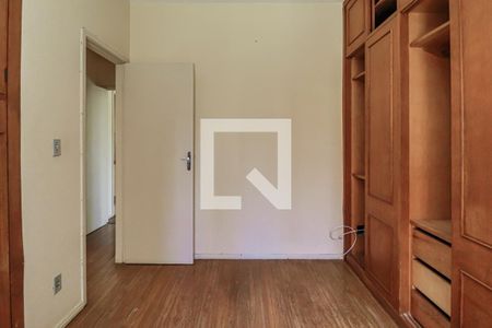 Quarto 1 de apartamento para alugar com 2 quartos, 84m² em Santo Antônio, Belo Horizonte