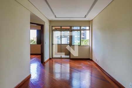 Sala de apartamento à venda com 1 quarto, 44m² em Santa Efigênia, Belo Horizonte