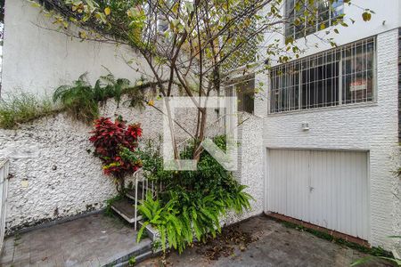 Entrada Garagem de casa para alugar com 3 quartos, 190m² em Vila Mariana, São Paulo