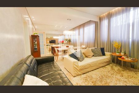 Sala de apartamento à venda com 3 quartos, 100m² em Floresta, Belo Horizonte