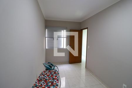 Quarto 1 de casa à venda com 3 quartos, 147m² em Chácara Seis de Outubro, São Paulo