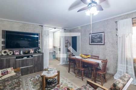 Sala de TV de casa à venda com 4 quartos, 420m² em Cidade São Jorge, Santo André