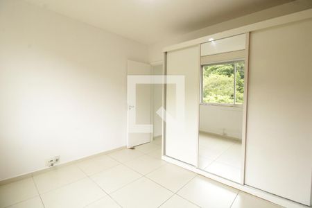 Quarto 1 de apartamento para alugar com 2 quartos, 67m² em Botafogo, Rio de Janeiro