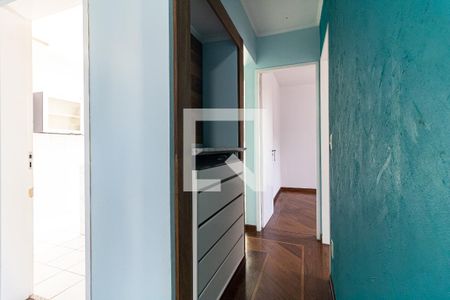 Corredor de apartamento para alugar com 2 quartos, 59m² em Jardim Patente Novo, São Paulo