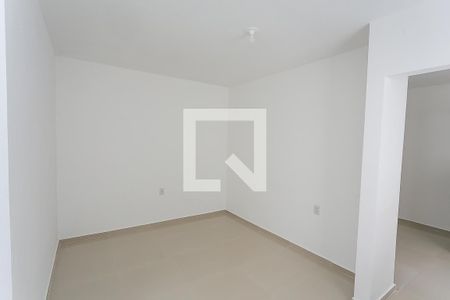 Sala/cozinha/Quarto/serviço de casa para alugar com 1 quarto, 25m² em Parque Pinheiros, Taboão da Serra