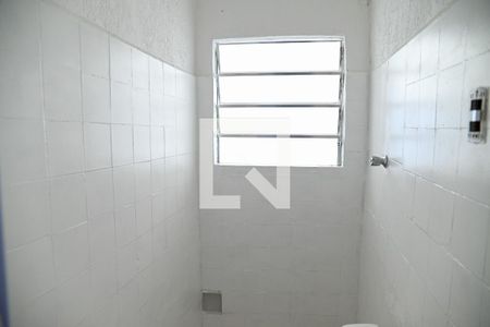 Banheiro de casa para alugar com 1 quarto, 30m² em Saúde, São Paulo