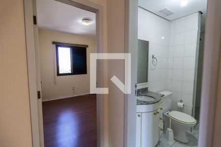 Banheiro de apartamento para alugar com 4 quartos, 87m² em Vila Romana, São Paulo