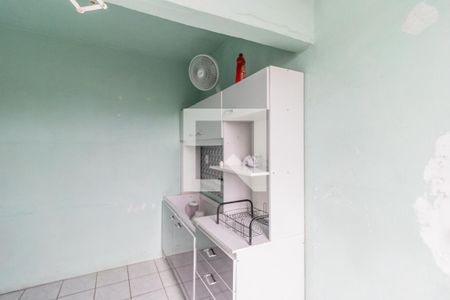 Cozinha de apartamento à venda com 2 quartos, 42m² em Guajuviras, Canoas