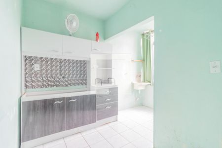 Cozinha de apartamento à venda com 2 quartos, 42m² em Guajuviras, Canoas