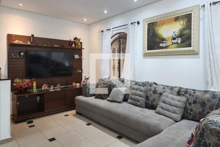 Casa à venda com 207m², 3 quartos e 2 vagasSala