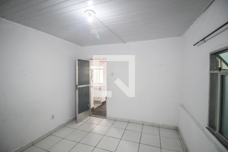 Quarto de apartamento para alugar com 2 quartos, 80m² em Vila Emil, Mesquita