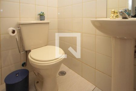 Casa de condomínio à venda com 153m², 3 quartos e 2 vagas Casa de condomínio à venda com 153m², 3 quartos e 2 vagasBanheiro da Suíte