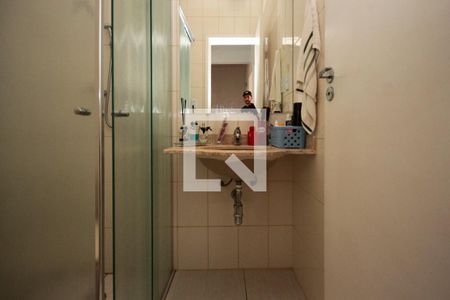 Casa de condomínio à venda com 153m², 3 quartos e 2 vagas Casa de condomínio à venda com 153m², 3 quartos e 2 vagasBanheiro