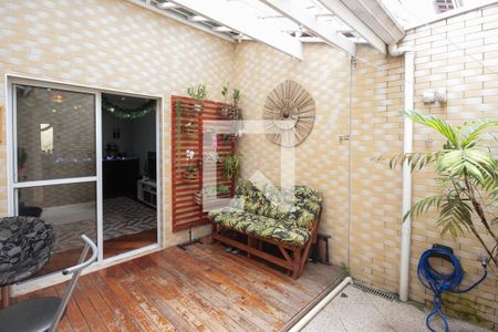 Casa de condomínio à venda com 153m², 3 quartos e 2 vagas Casa de condomínio à venda com 153m², 3 quartos e 2 vagasVaranda da Sala