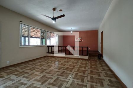 Sala  de casa à venda com 3 quartos, 254m² em Freguesia de Jacarepaguá, Rio de Janeiro