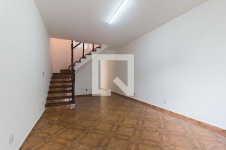 Sala de casa para alugar com 3 quartos, 160m² em Jardim Universo, Mogi das Cruzes