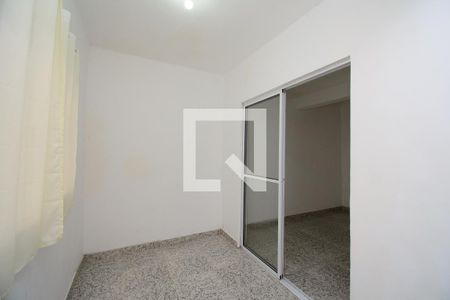 Sala de casa para alugar com 2 quartos, 140m² em Jardim do Papai, Guarulhos