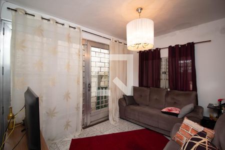 Sala de casa para alugar com 3 quartos, 18m² em Jardim do Papai, Guarulhos