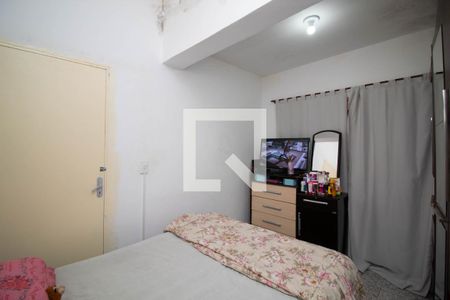 Quarto 1 de casa para alugar com 3 quartos, 18m² em Jardim do Papai, Guarulhos