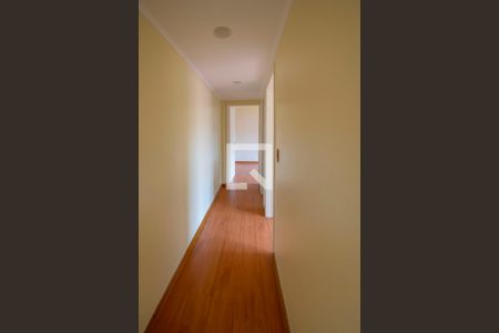 Corredor de apartamento à venda com 2 quartos, 60m² em Tristeza, Porto Alegre